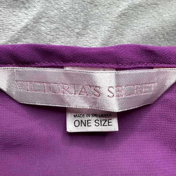 Victoria's Secret sheer cover up - Picture 2 of 3